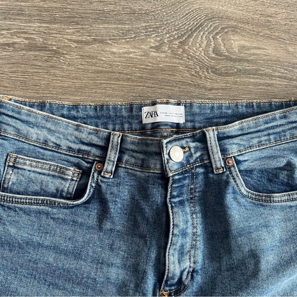 Zara High Rise Stretch Denim Frayed Cut Off Shorts - Picture 3 of 7